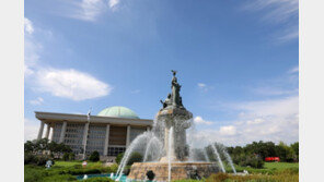 민주 44.8% 한국 18.6% 정의 8.3% 바른미래 5.7% 평화3.1%