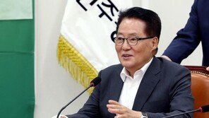 박지원 “文대통령, 김정은 숨소리까지 트럼프에게 전달했을 것”