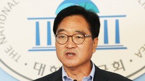 우원식 “文대통령 노력에 강짜 부리는 한국당, 고립될 것”