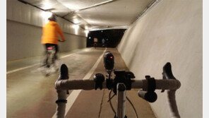 “수백만원 자전거 망가져도 보상 막막”… 블랙박스 다는 라이딩족