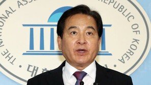 靑 “심재철 ‘부적절 업무추진비 사용’ 지적…추측성 주장”