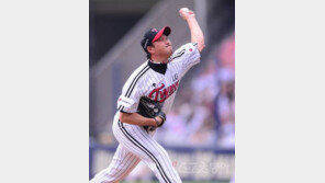 봉중근 은퇴 시구서 ‘2009 WBC 이치로 견제’ 깜짝 재현