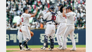 ‘1-7 뒤집은’ 두산, LG전 16연승…임창용 통산 130승