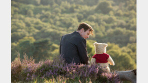 아이들만? 지친 어른들을 위한 ‘곰돌이 푸’