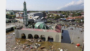 인니 인명피해 더 늘어날 듯…한국인 등 외국인 5명 행방불명