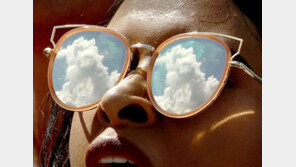 [고양이 눈]하늘이 계절을 말하다