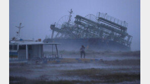 日, 태풍에 ‘몸서리’…한 달새 ‘제비’ 이어 ‘짜미’까지