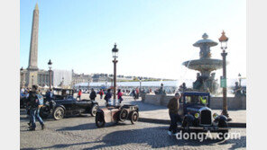 [파리모터쇼 현장]여전히 ‘씽씽’… 100년 넘은 프랑스산 클래식카 