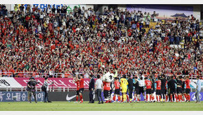 축구 A매치 우루과이전 1차 입장권 20분만에 매진