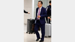 홍준표 “국군 사라진 국군의 날”…행사 축소 비판한 듯