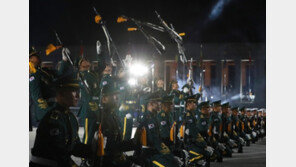 군사 퍼레이드 빠진 국군의 날…여야, 행사 축소 공방