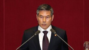 정경두 “한미훈련, 비핵화 협상 정상 가동 안될 때 재개”