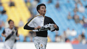 박지수, 첫 대표팀 발탁 소식에 바빠진 스마트폰