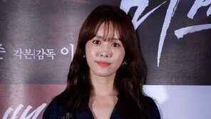 [내가 왜 떴게?] 한지민, 담배…“끊어라” vs “연기일 뿐”