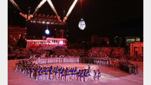 ‘싸이 공연에 불꽃쇼까지’ 축제 한마당된 국군의 날 행사
