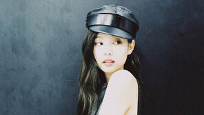 [#해시태그 컷] 블랙핑크 제니 ‘넘사벽 분위기’