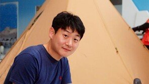 “뒤뚱뒤뚱 펭귄? 물속선 200m까지 나는 새”