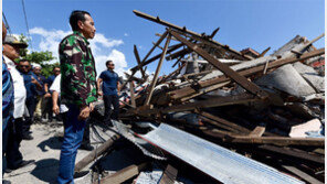 토양 물처럼 변해 주택 휩쓸려가… “한 지역서 2000명 숨졌을 가능성”