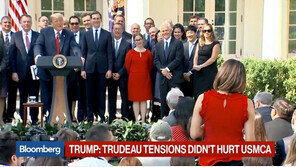 트럼프 또 막말…여기자에 “생각이 없다” 모욕