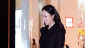[포토] 김민정 ‘잠실을 들썩이는 등장’