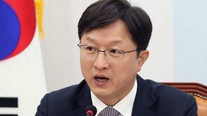 민주당 “심재철, ‘도둑질’ 감추고 집주인 ‘문단속’ 나무라는 격”
