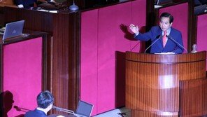 민주당 “심재철 잘못 만천하에 드러나…기재위 사퇴해야”