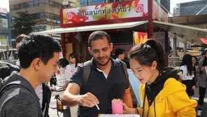 “외국인 관광객 다시 찾게” 명동 등서 환대 이벤트