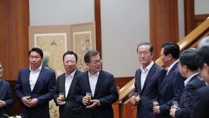 文대통령 칭창받은 SK하이닉스 “사회공헌과 지역발전에 모범”