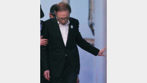 이명박, 1심 선고공판 불출석…“생중계, 국격 유지·국민 단합 해쳐”