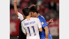 J리그 GK 권순태, 박치기 논란