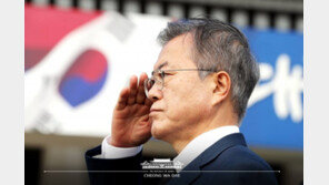 文대통령 국정지지도 상승세 지속…3%p 상승한 64%