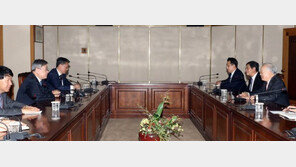 이재갑 고용노동부 장관, 재계와 첫 상견례…“경영계 의견 더 경청”