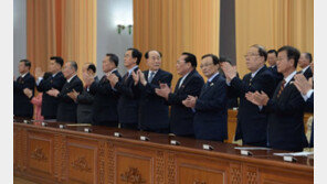 北 김영남, 10·4선언 南대표단에 “문동환 선생 소식 모릅니까”