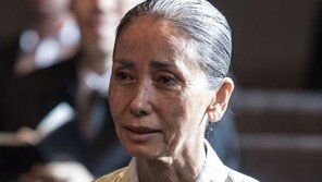 BIFF 빛낸 ‘허스토리’ 문숙…“우아” “화보” 찬사 이어져