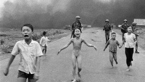 NYT “미군 사령관, 베트남전 당시 핵무기 배치 추진”