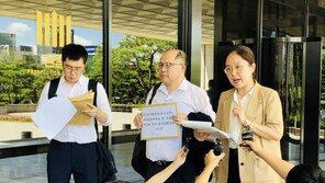 ‘軍기밀 누설 의혹’ 대북사업가 “간첩 놀이 하나” 혐의 부인