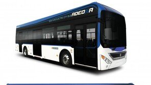 국내 최초 12m·3도어 저상형 전기버스 김포~서울 달린다