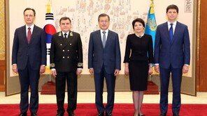 文대통령, 인도·러시아 등 6개국 주한대사 신임장 제정