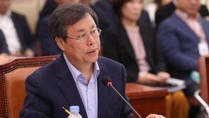 도종환 “평창올림픽 이후 불법체류자 7000명 정도”