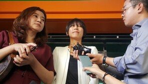 ‘비공개 촬영회’ 피해자 양예원 증인신문 출석…담담한 표정