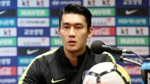 대표팀 맏형 이용 “벤투 감독 성향 잘 맞아…후배들 성장 필요”