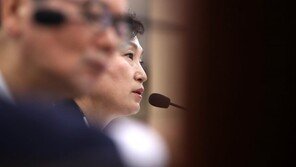 김현미 국토장관 “남북철도-도로 연결 일방적 퍼주기 아냐”