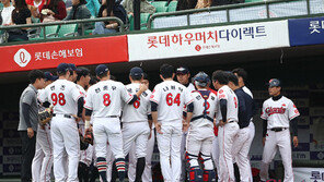[베이스볼 브레이크] 더블헤더 2패 후 PS 동력상실…롯데, 2015년 악몽 재현 위기