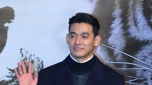 ‘필로폰 투약’ 배우 정석원, 1심서 집행유예…“깊이 반성”