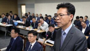 홍장표 前수석 “노벨상 폴로머 이론, 소득주도성장과 일맥상통”