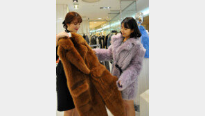 “올겨울 양털코트 어때요”