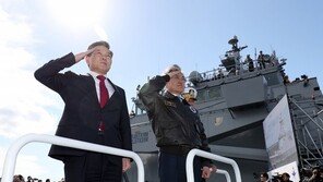 文대통령 국정지지도 1%p오른 65%…상승세 지속