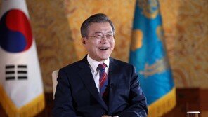 文대통령 “정상국가 돼 가는 것이 北 인권 실질적 개선 방법”