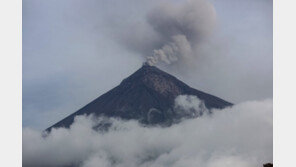 수백명 사망·실종 부른 과테말라 ‘불의 화산’ 4달만 또 폭발