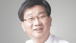 전해철, ‘혜경궁 김씨’ 고발 취하 이유…“당내 갈등 유발” 